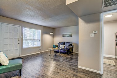 11300 Roszell St 1-2 Beds Apartment for Rent Photo Gallery 1